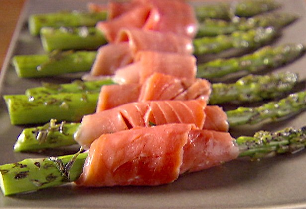 Easy Christmas Dinner Starter Recipe from Kinvara Smoked Salmon - Food